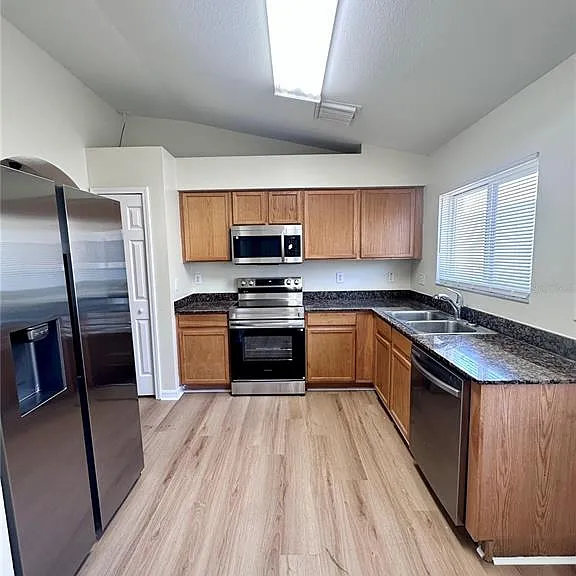 11030 Whittney Chase Dr — Photo 17