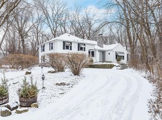 3313 Hopkins Xrds, Hopkins, MN 55305