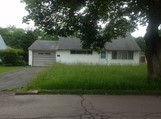 207 School Rd, Utica, NY 13502