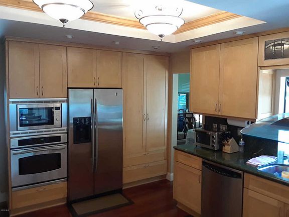 3rd image of 2520 Pepperwood Dr