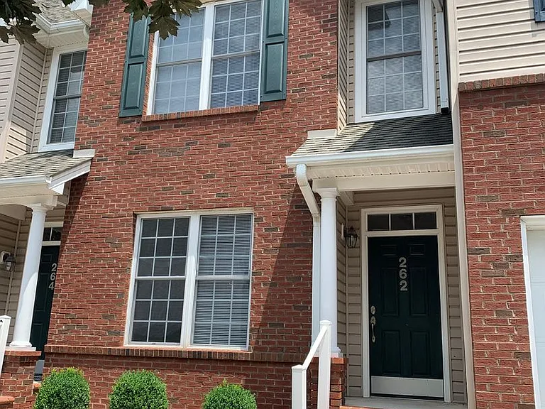 262 Sheliah Ct — Photo 4