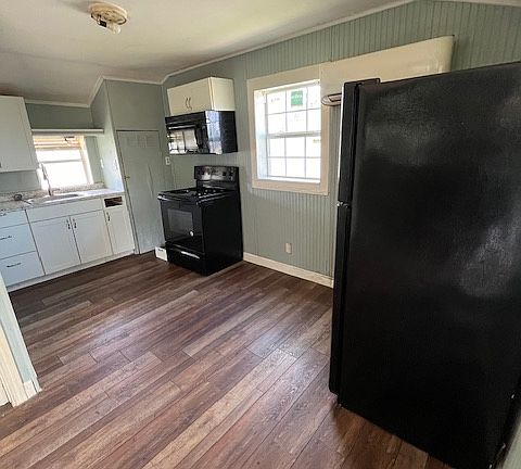 5th image of 1512 N Esplanade St #2