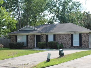 105 Forestay Ct, Savannah, GA 31410