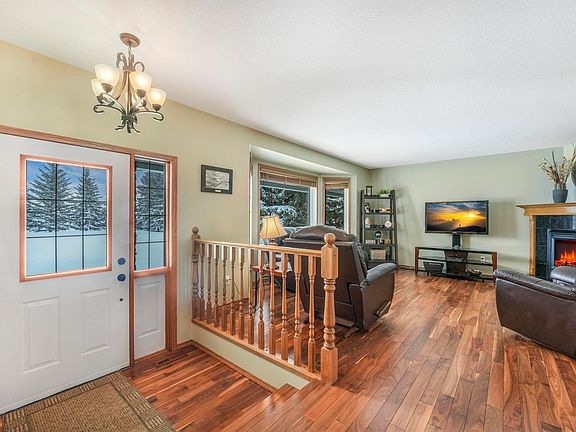 5th image of 57420 Range Rd #252
