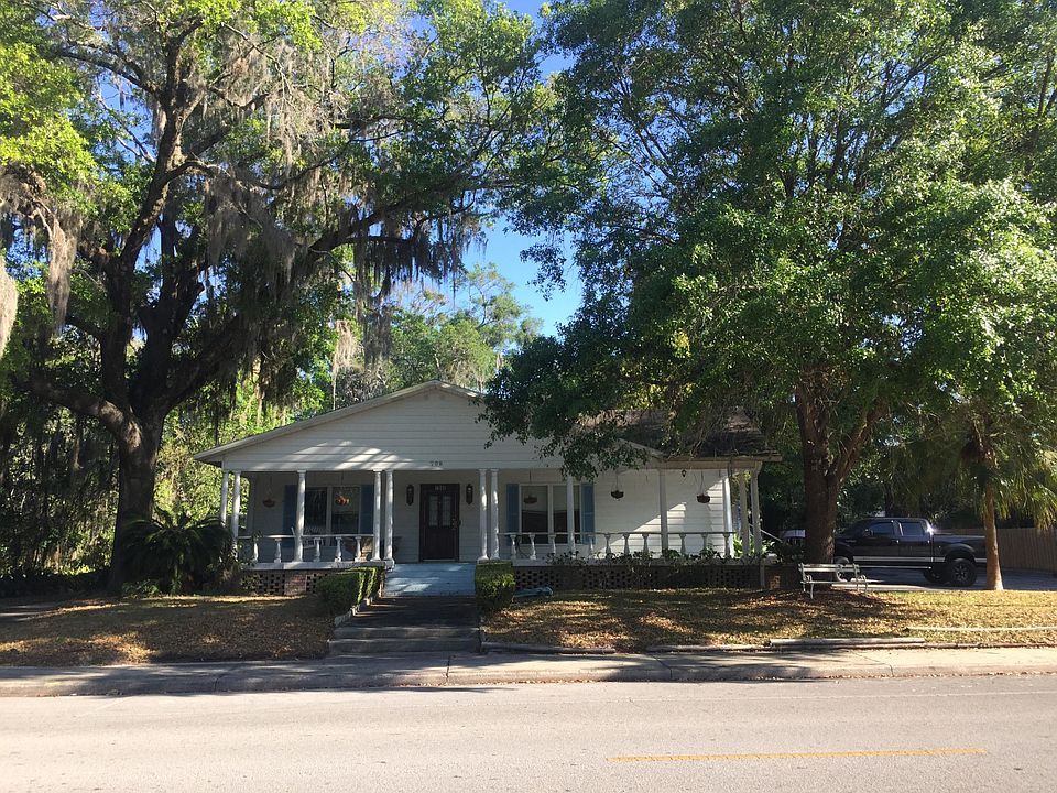 1st image of 706 NW 10th Ave #B