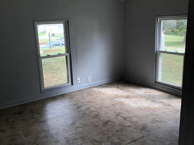 1010 N Lincoln Ave E — Photo 10