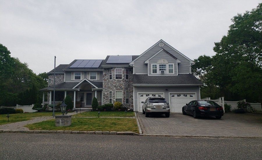1st image of 27 Brayton Ct N