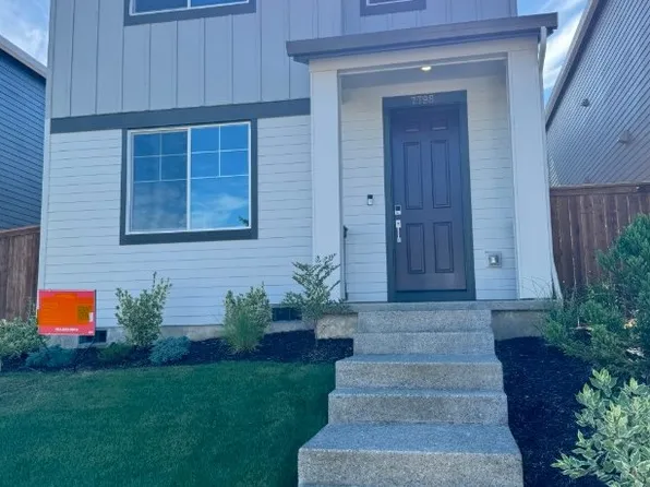 7798 NW Dorthea Ter, Portland, OR 97229