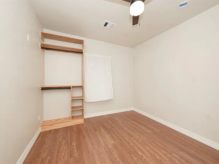 9305 Kentshire Dr — Photo 27