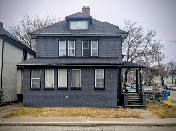 61 Giles Blvd E, Windsor, ON N9A 4B8