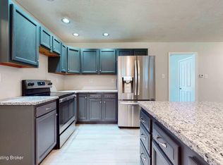 200 Carla Dr, Mount Washington, KY 40047