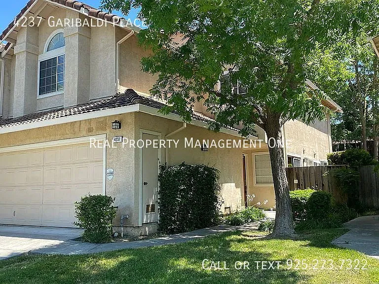 Well Kept 3 Bedroom, 2.5 Bath Home in Highly Desirable Pleasanton Location — Photo 2