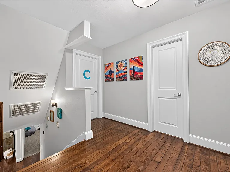 746 Stone Mountain Dr — Photo 25