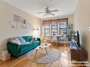 636 W Melrose St #1N, Chicago, IL 60657