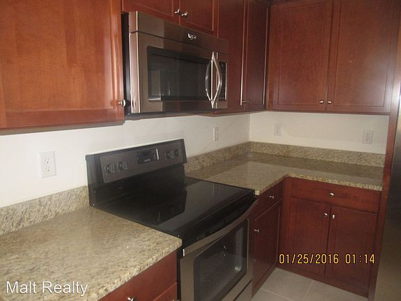 4th image of 4529 Dalmahoy Ct APT 204