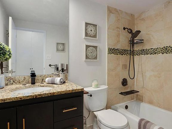 5th image of 41200 Gough St Unit 11D
