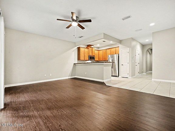 4th image of 12949 SPRING RAIN Road