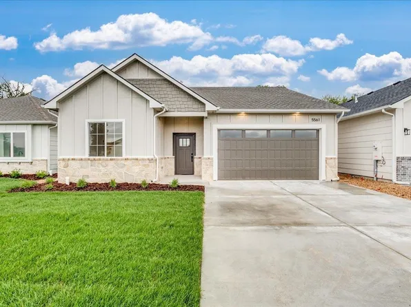 5561 Wandering Way, Maize, KS 67101
