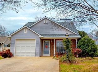 211 Plantation Dr, Pendleton, SC 29670