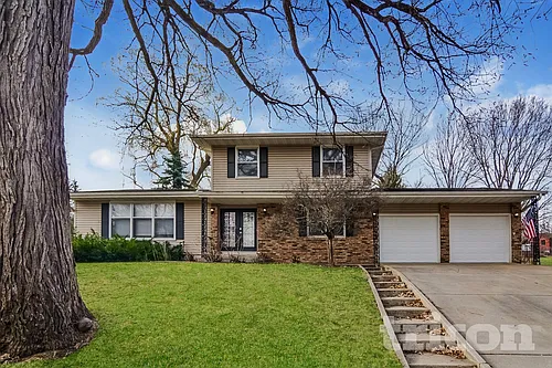 3301 Skyview Dr Photo 1