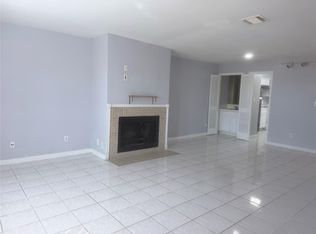 9901 Sharpcrest St APT D8, Houston, TX 77036