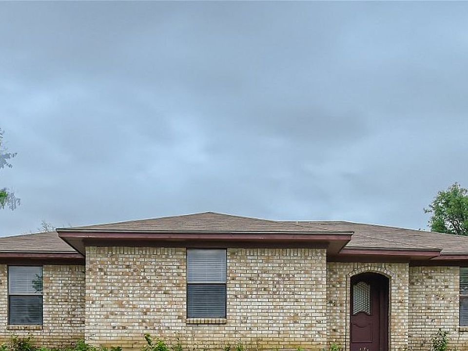 1st image of 2009 Wellington Dr