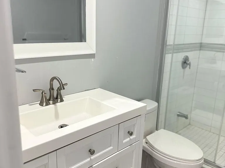 266 Dougall Ave — Photo 14