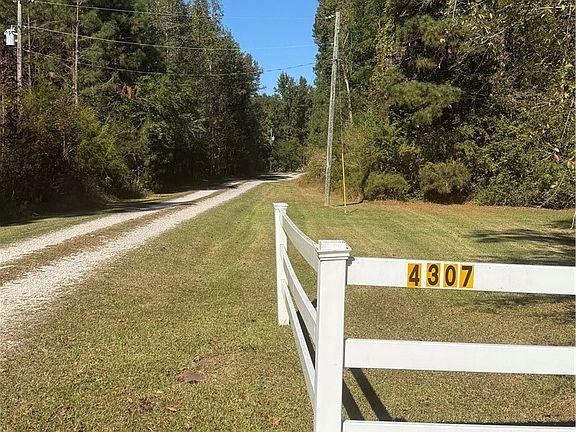 2nd image of 4307 Bunnlevel Erwin Rd