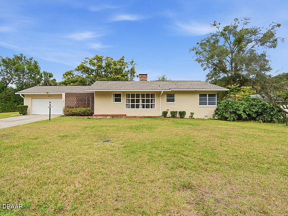 3rd image of 2541 Parkway Dr