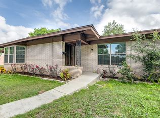 311 Montpelier Dr, San Antonio, TX 78228
