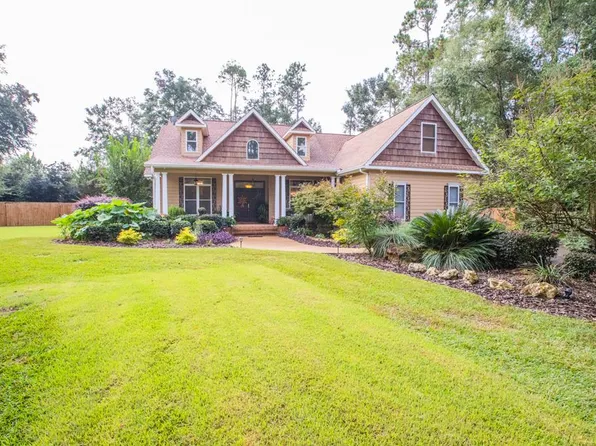 1010 Boxwood Dr, Bainbridge, GA 39819