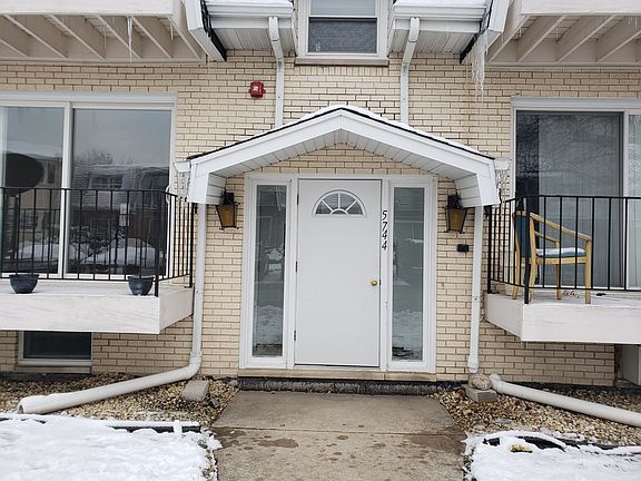 3rd image of 5744 Circle Dr APT 1W