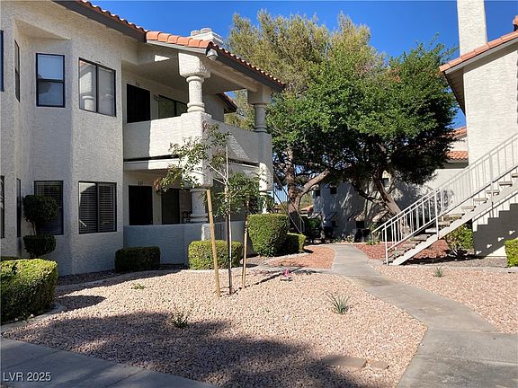3rd image of 2704 Otter Creek Ct APT 101