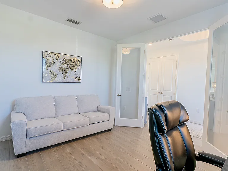 5538 Useppa Dr — Photo 12