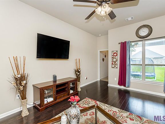 5th image of 42445 Harborstone Ave