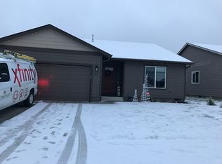 163 Camellia Dr, Lebanon, OR 97355