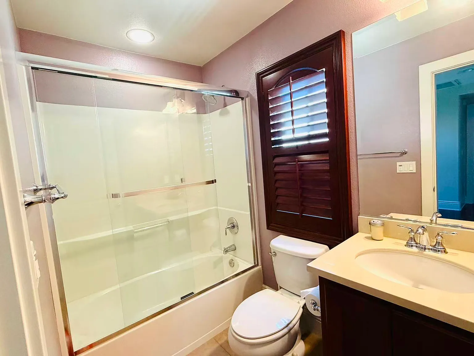 907_2 Smith Ln — Photo 2
