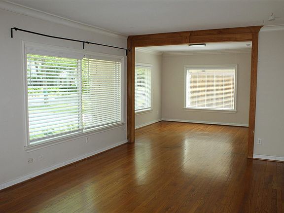 4th image of 3733 Binkley Ave