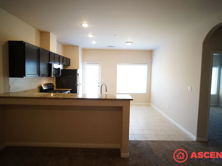 5508 Poso Ridge Ct — Photo 4