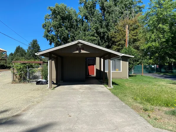 402 Short St #1, Grants Pass, OR 97527