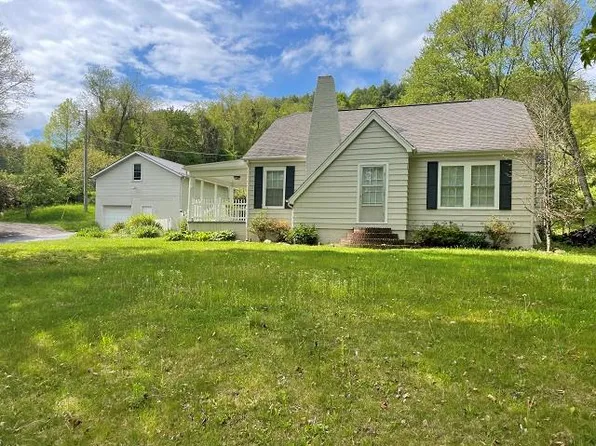 2245 Danville Pike, Hillsville, VA 24343