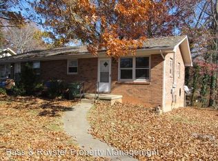 14 Oteen Church Rd, Asheville, NC 28805