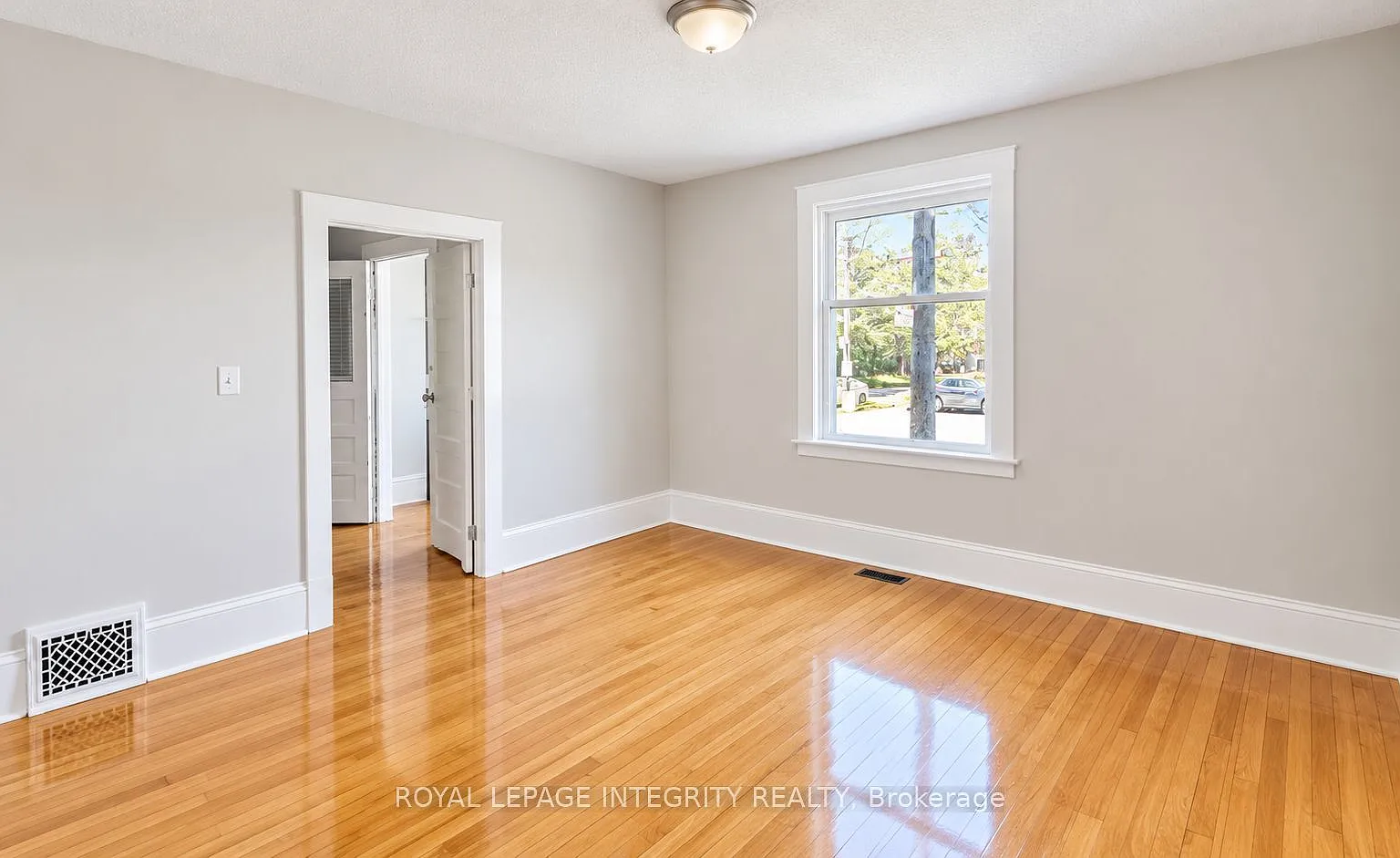 6 bed, $3,400 — Photo 4