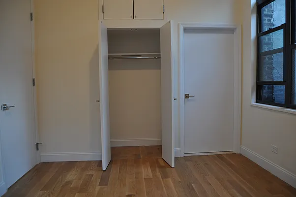 Rented by Sky Management | media 50