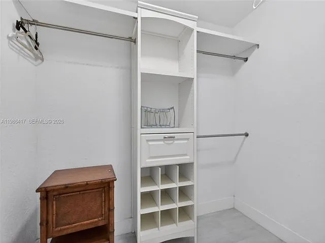 217 SW 5th St — Photo 8