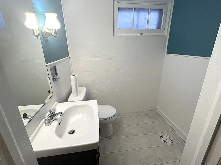 935 Marshall Dr — Photo 15
