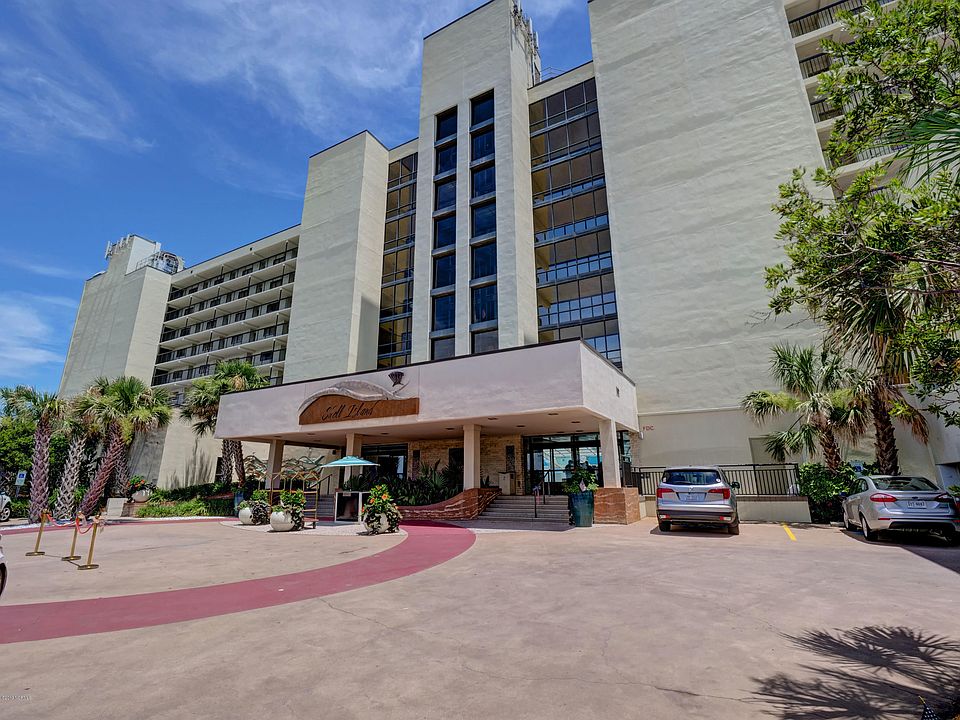 1st image of 2700 N Lumina Avenue #117