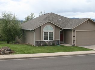 697 Kayla Marie St, Creswell, OR 97426