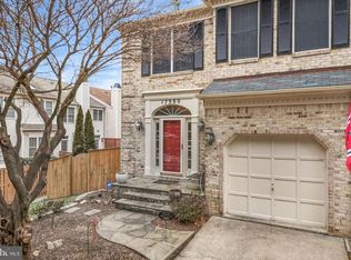 17980 Dumfries Cir, Olney, MD 20832