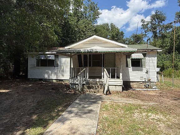 2nd image of 131 Wheat St